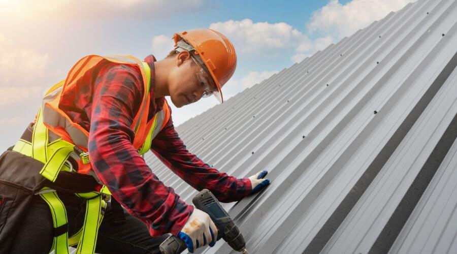 Professional gutter cleaning in Northampton, PA